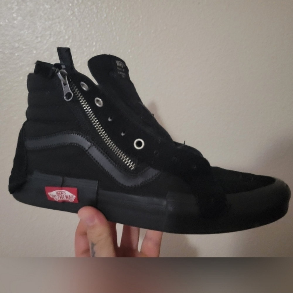 2 pairs of vans sk8 high with zippers
